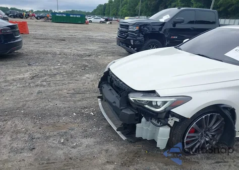 2017 Infiniti Q60 3.0T Red Sport 400 z USA, uszkodzony, nr VIN JN1FV7EK1HM610415